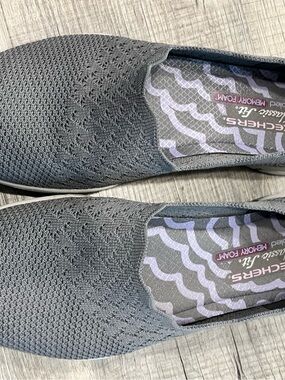 Skechers Women's Gray Knit Slip-On Flats with Memory Foam